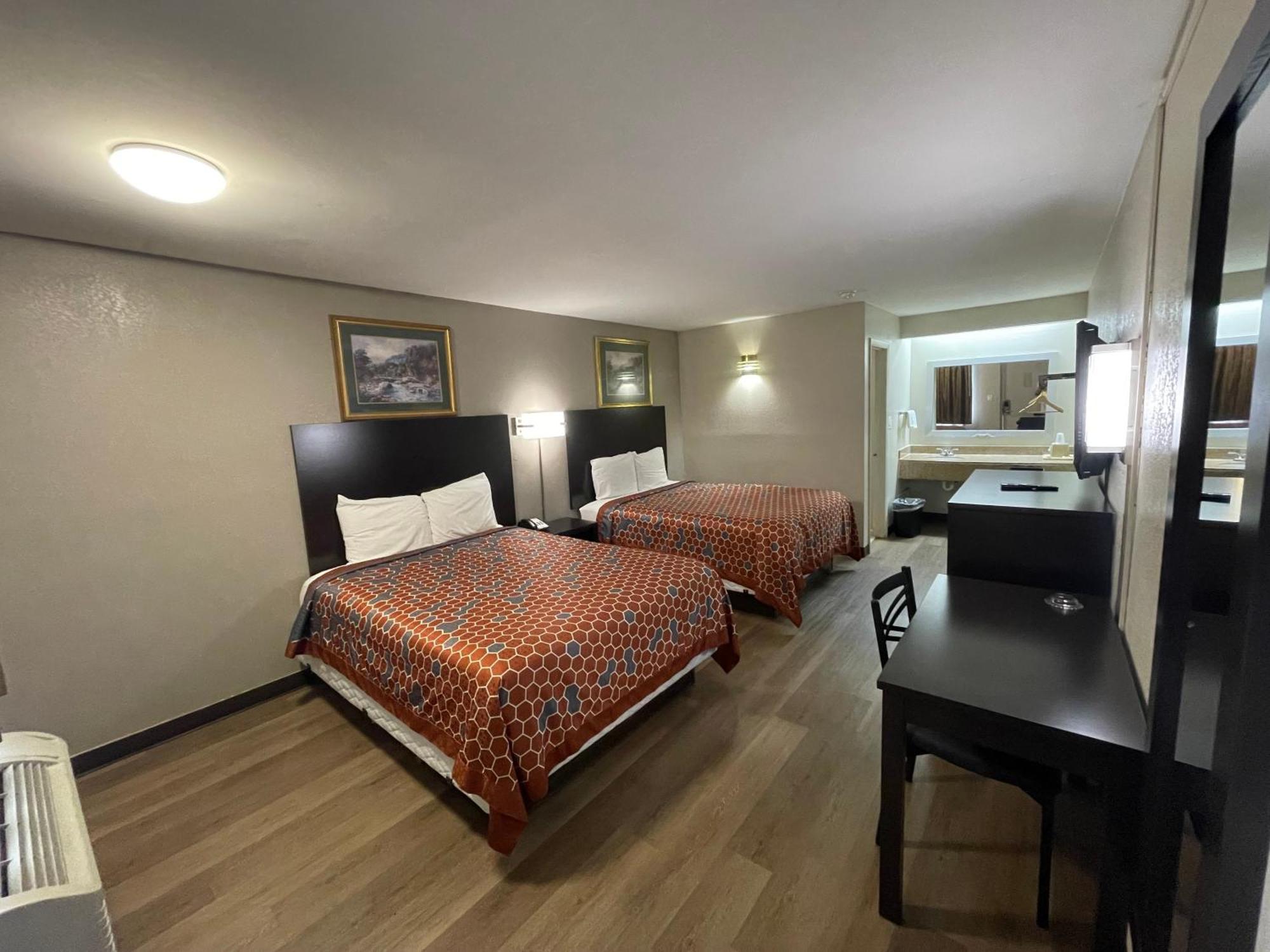 Royal Inn Motel Фредериксберг Экстерьер фото